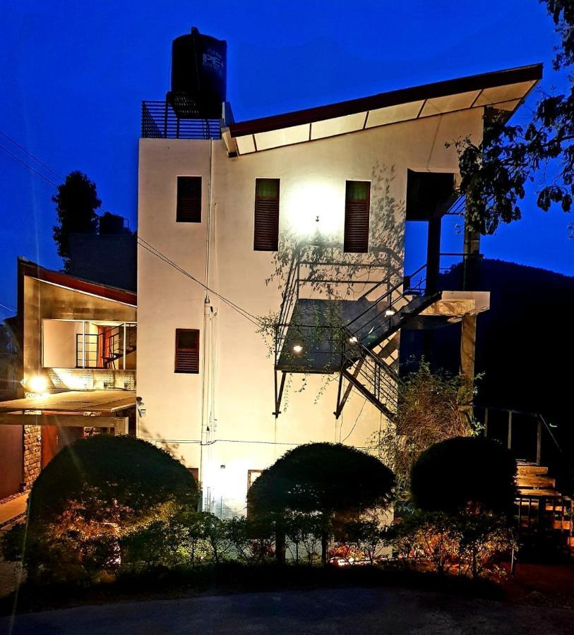 Bed and Breakfast Ella Floating View Exteriér fotografie