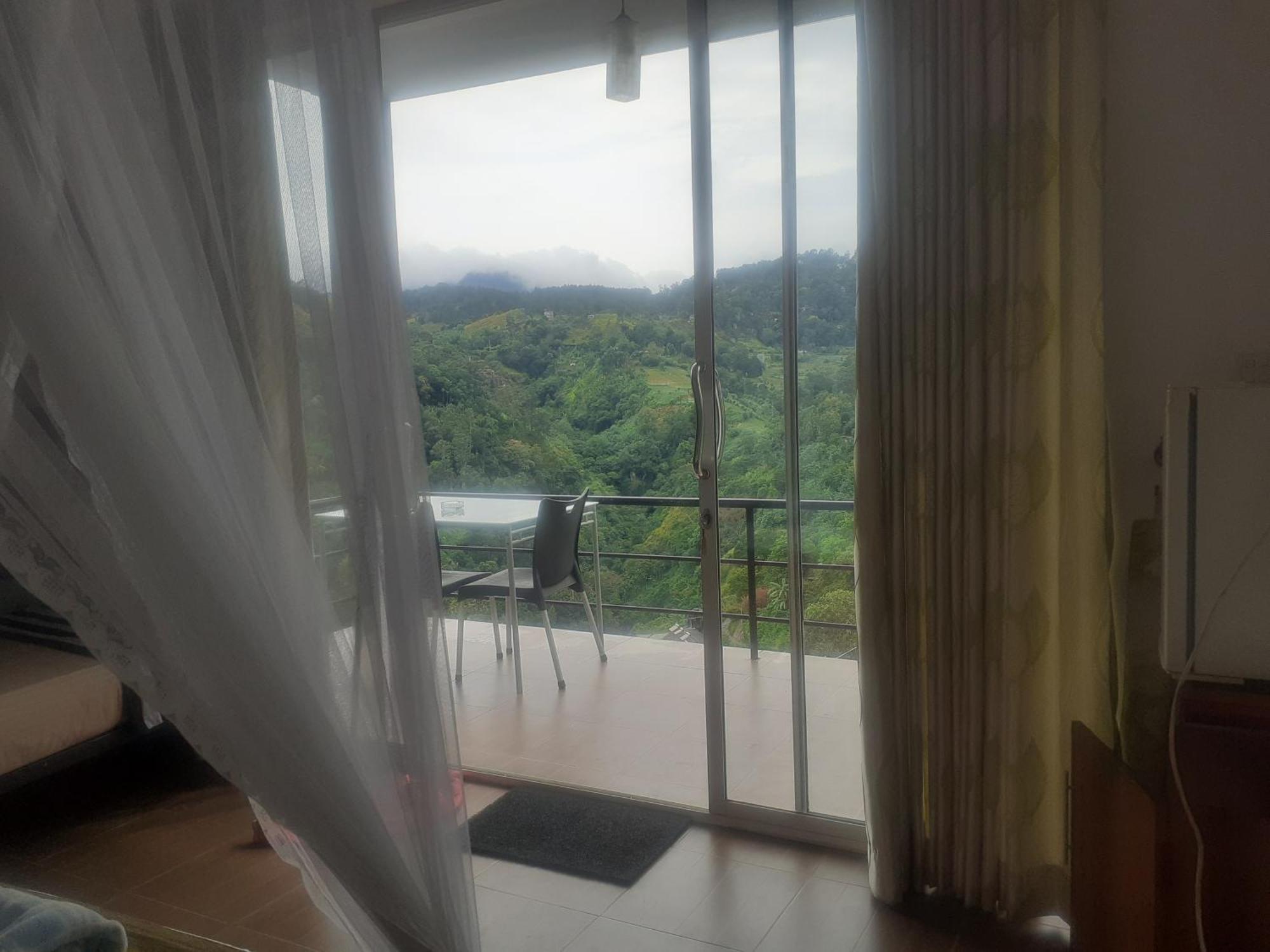 Bed and Breakfast Ella Floating View Exteriér fotografie